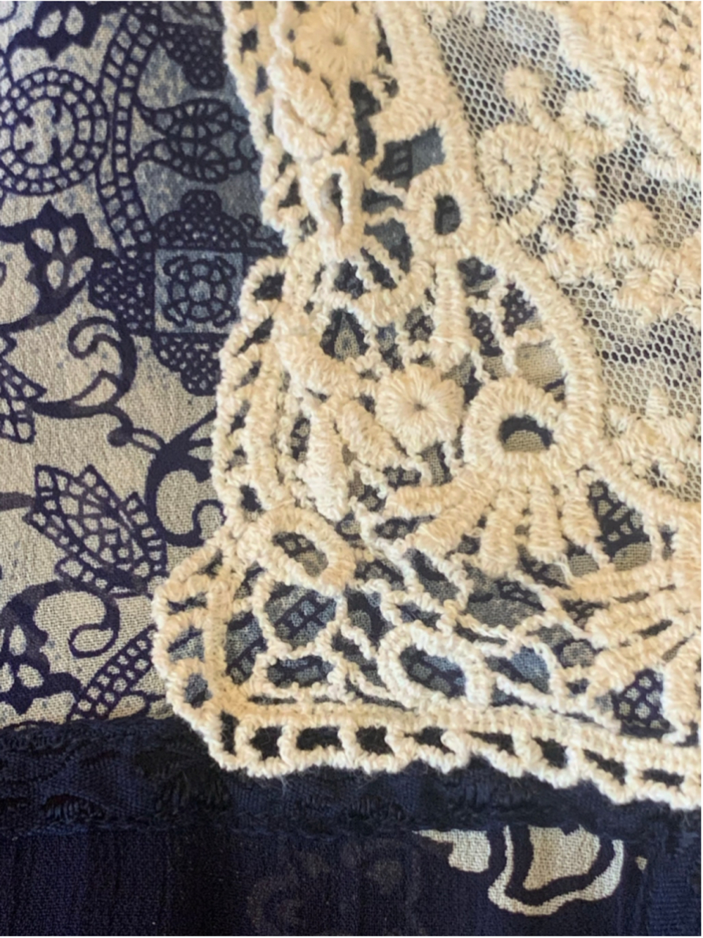 Bila Top Large Navy Cream Design Boho - Picture 3 of 8